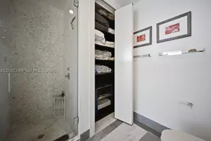 200 Biscayne Blvd, Miami, FL 33131 - Photo 34