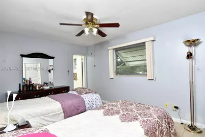 2201 Croton, Lehigh Acres, FL 33936 - Photo 10