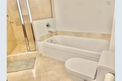 1111 SW 1 #2419-N, Miami, FL 33130 - Photo 10