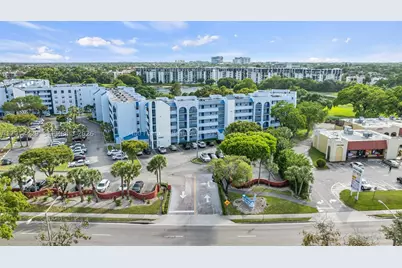 9460 Fontainebleau #519, Miami, FL 33172 - Photo 1