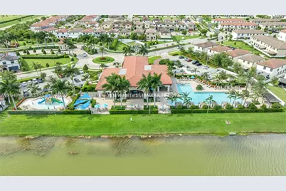 3538 W 108th, Hialeah, FL 33018 - Photo 44