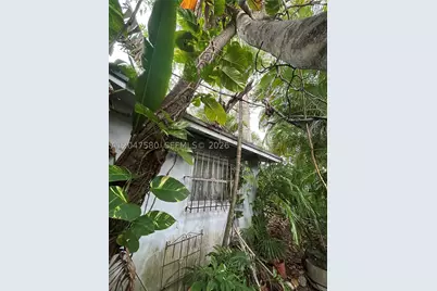 8285 SW 47th, Miami, FL 33155 - Photo 16