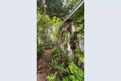 8285 SW 47th, Miami, FL 33155 - Photo 12
