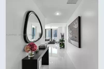 1300 S Miami #1601, Miami, FL 33130 - Photo 4