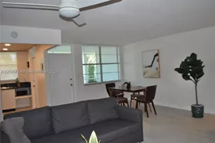 109 Paradise Harbour, North Palm Beach, FL 33408 - Photo 2