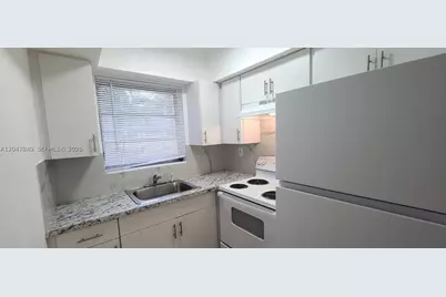 7851 Dunham #12, Miami, FL 33138 - Photo 6
