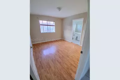 17318 NW 74th #202, Hialeah, FL 33015 - Photo 14