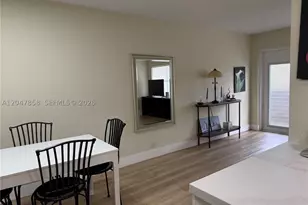 9101 Sunrise Lakes, Sunrise, FL 33322 - Photo 12