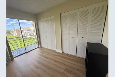 9101 Sunrise Lakes #215, Sunrise, FL 33322 - Photo 34