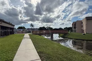 9101 Sunrise Lakes, Sunrise, FL 33322 - Photo 72