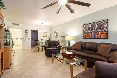 3575 Broken Woods #303, Coral Springs, FL 33065 - Photo 2
