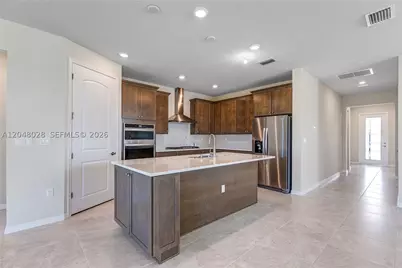 4480 Gramercy, Oakland Park, FL 33309 - Photo 8