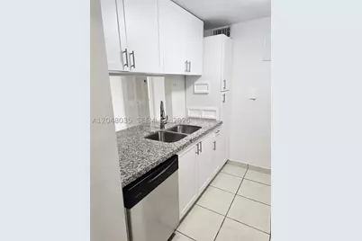 8877 Fontainebleau #202, Miami, FL 33172 - Photo 2