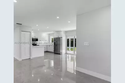 10790 SW 66th, Miami, FL 33173 - Photo 12