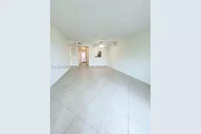 9660 Sunrise Lakes #202, Sunrise, FL 33322 - Photo 8