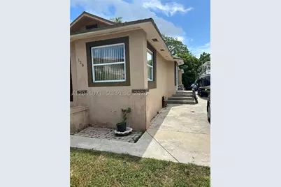 128 SW 11th, Miami, FL 33130 - Photo 4