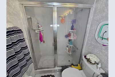 1555 W 44th #235, Hialeah, FL 33012 - Photo 34