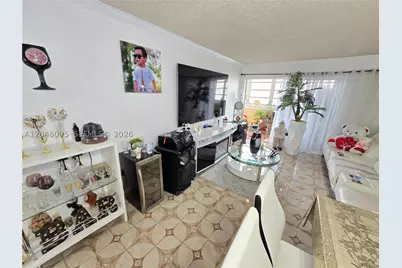 1555 W 44th #235, Hialeah, FL 33012 - Photo 14