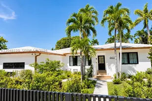 4455 N Bay, Miami Beach, FL 33140 - Photo 1