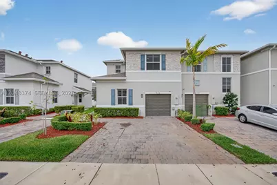 826 SE 17th, Homestead, FL 33034 - Photo 2