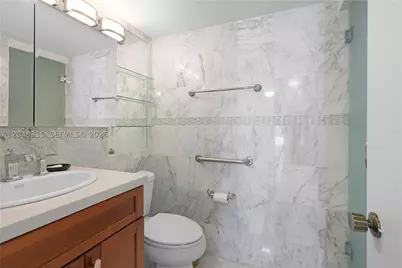 6423 Collins #703, Miami Beach, FL 33141 - Photo 28