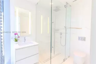 300 Biscayne Blvd, Miami, FL 33131 - Photo 20