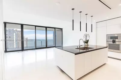 300 Biscayne Blvd #2702, Miami, FL 33131 - Photo 10