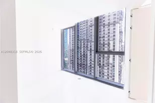 300 Biscayne Blvd, Miami, FL 33131 - Photo 18