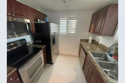 2600 SW 27th #708, Miami, FL 33133 - Photo 4