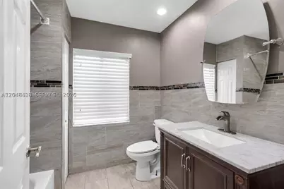 8650 NW 46th, Lauderhill, FL 33351 - Photo 18