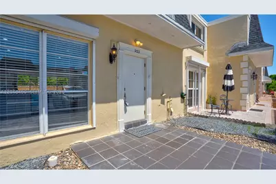 933 NE 24th #169, Hallandale, FL 33009 - Photo 6