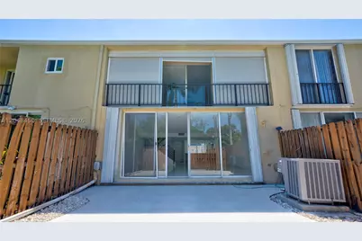933 NE 24th #169, Hallandale, FL 33009 - Photo 10