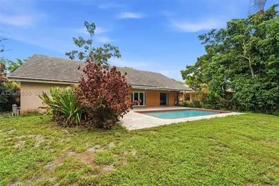 10623 NW 7th, Coral Springs, FL 33071 - Photo 32