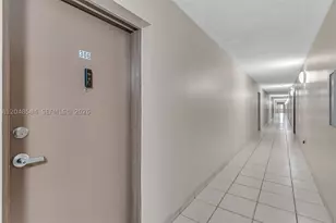 4715 NW 7th, Miami, FL 33126 - Photo 20