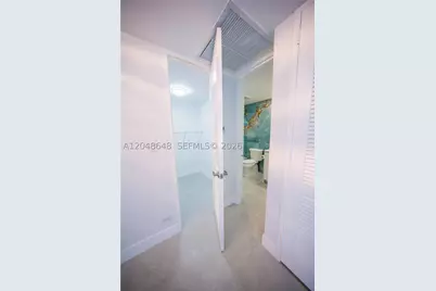 5055 Collins #14H, Miami Beach, FL 33140 - Photo 28