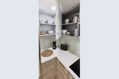 1300 Brickell Bay #1701, Miami, FL 33131 - Photo 12