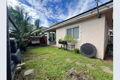 249 SE 32nd, Homestead, FL 33033 - Photo 12