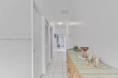 249 SE 32nd, Homestead, FL 33033 - Photo 2