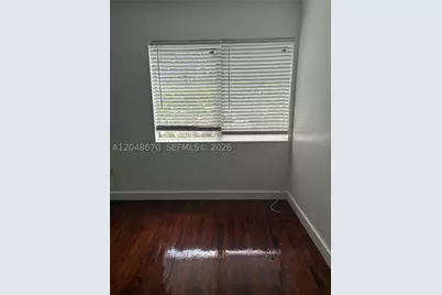 8020 Abbott #6, Miami Beach, FL 33141 - Photo 6