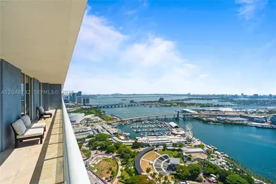 50 Biscayne #5210, Miami, FL 33132 - Photo 2