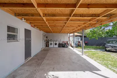 6084 E 7th, Hialeah, FL 33013 - Photo 18