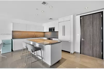 68 SE 6th #3710, Miami, FL 33131 - Photo 4