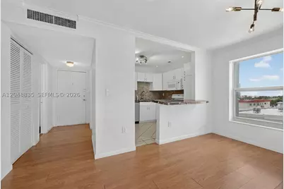 7118 Bonita #705, Miami Beach, FL 33141 - Photo 6