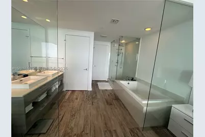 650 NE 32nd #4205, Miami, FL 33137 - Photo 14