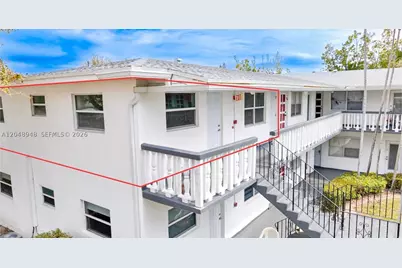 2458 Polk #201, Hollywood, FL 33020 - Photo 2