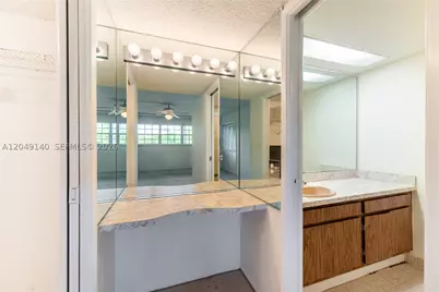 605 Oaks #607, Pompano Beach, FL 33069 - Photo 12