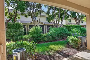 3969 Orange Tree, Weston, FL 33332 - Photo 4