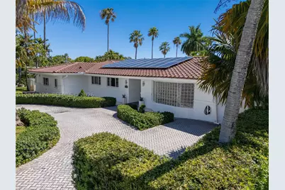 20235 Highland Lakes, Miami, FL 33179 - Photo 2