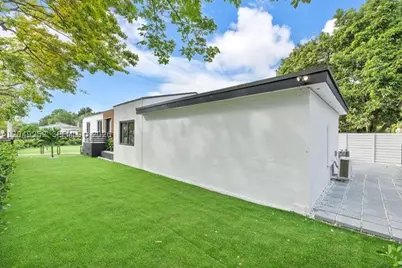501 NW 46th, Miami, FL 33127 - Photo 24