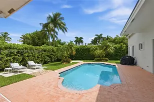 2542 Eagle Run, Weston, FL 33327 - Photo 2